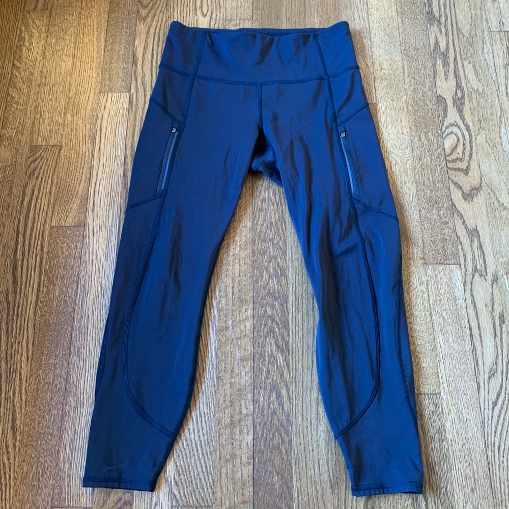 Athleta Black Rainier 7/8 tight